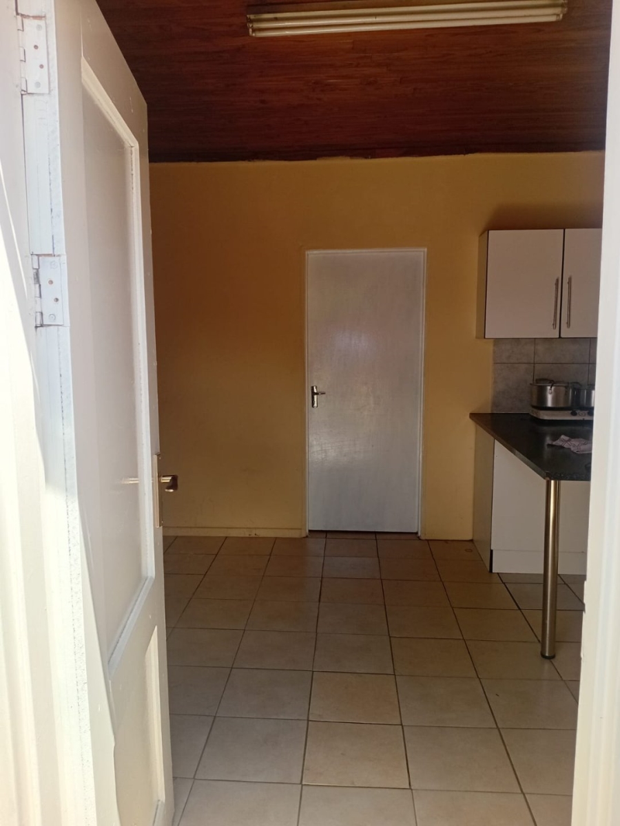 5 Bedroom Property for Sale in Ficksburg Free State